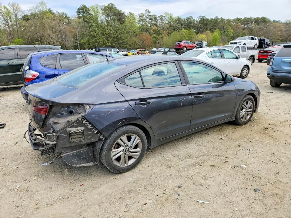 2020 HYUNDAI ELANTRA SEL  