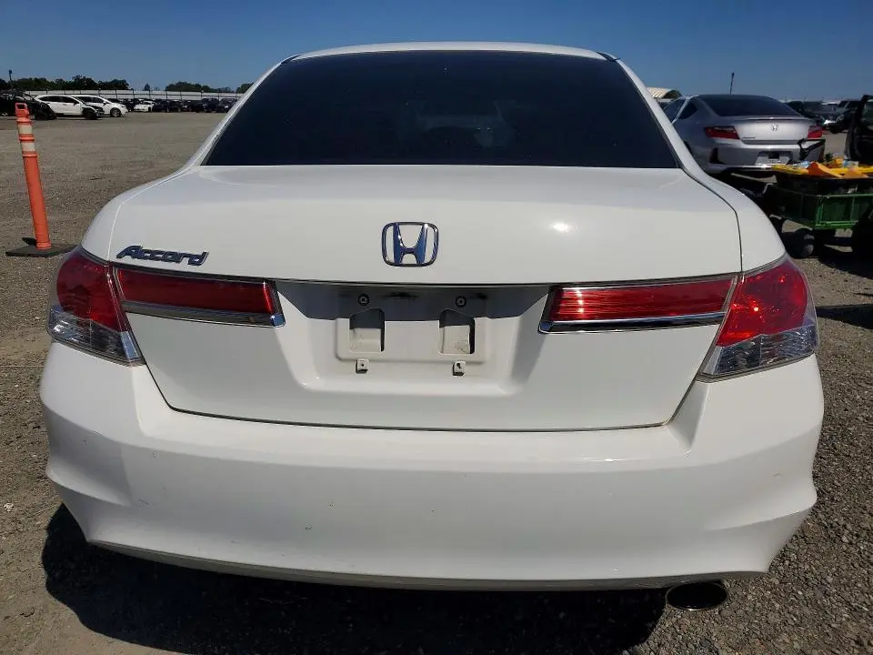 2012 HONDA ACCORD LX  