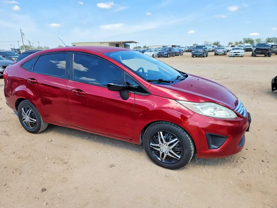 2013 FORD FIESTA SE  
