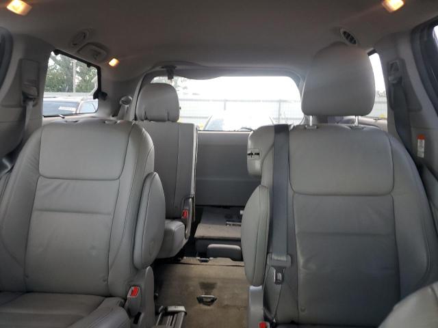 2017 TOYOTA SIENNA XLE