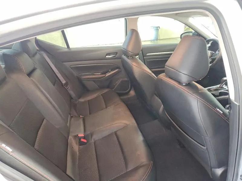 2024 NISSAN ALTIMA SR  