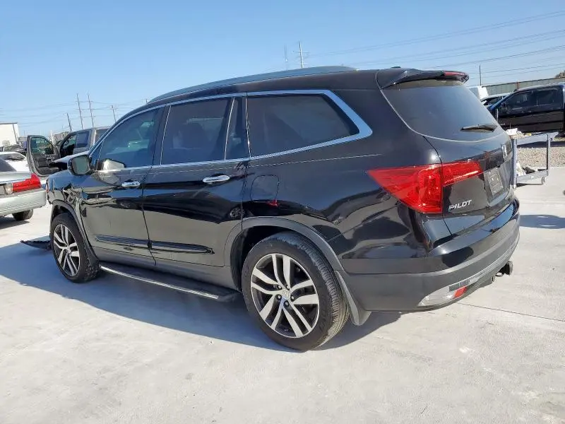 2017 HONDA PILOT ELITE  