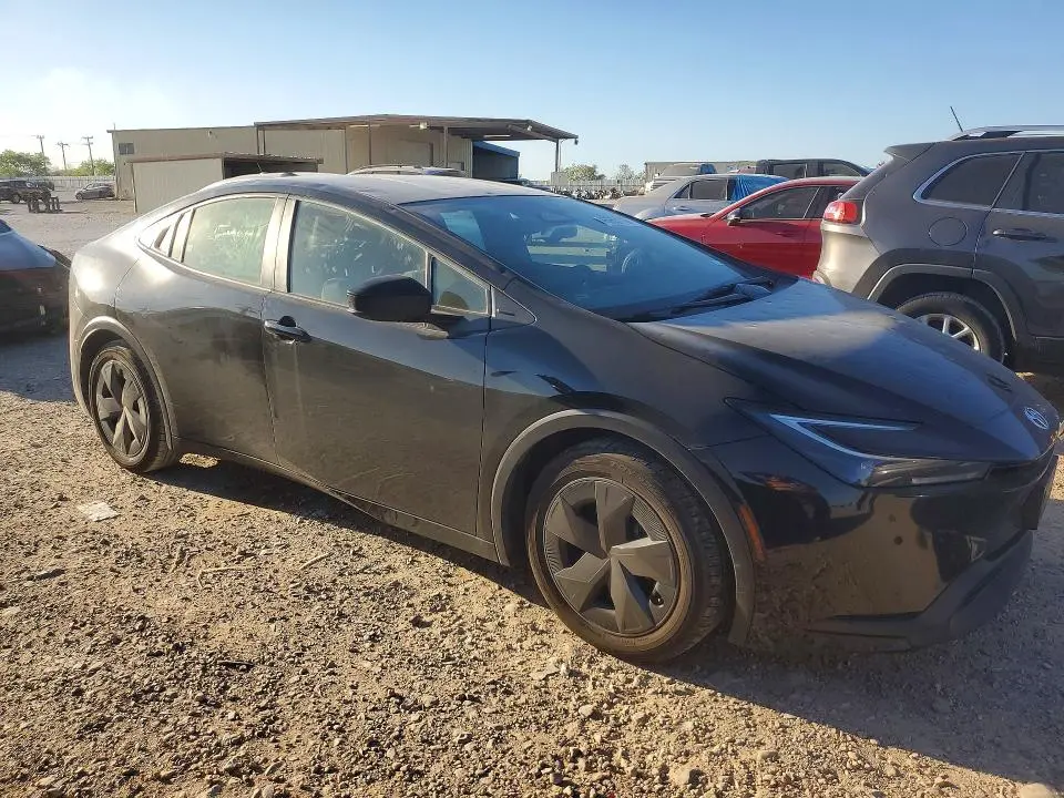 2024 TOYOTA PRIUS LE  