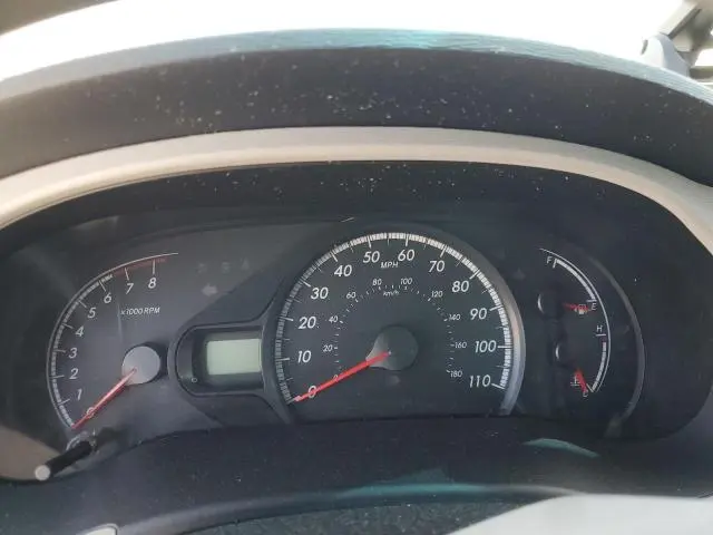 2011 TOYOTA SIENNA LE  