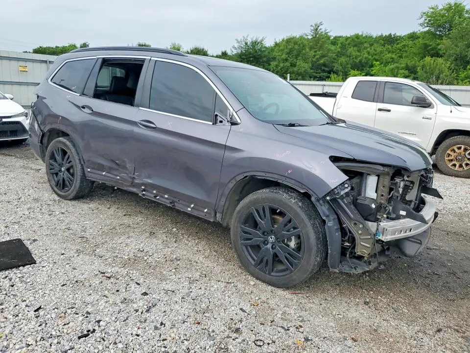 2021 HONDA PILOT SE  