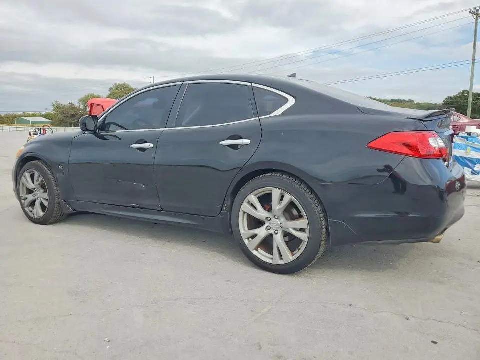 2014 INFINITI Q70 3.7  