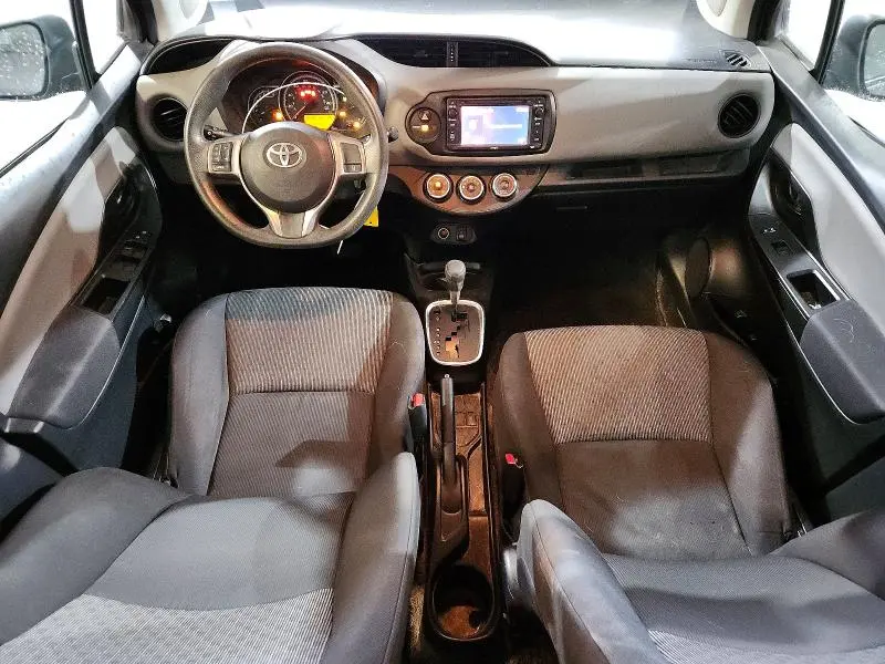2017 TOYOTA YARIS 5-DOOR L FLEET  