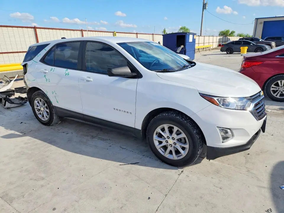 2021 CHEVROLET EQUINOX LS  