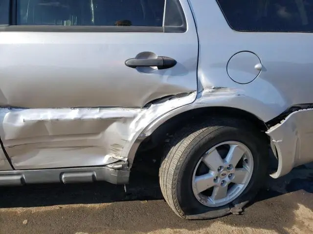 2010 FORD ESCAPE XLT