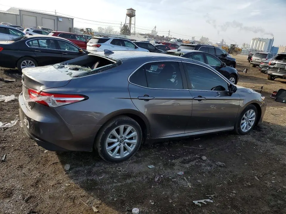 2019 TOYOTA CAMRY LE  