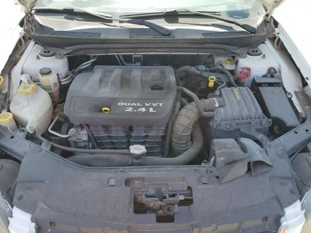 2013 CHRYSLER 200 LX  