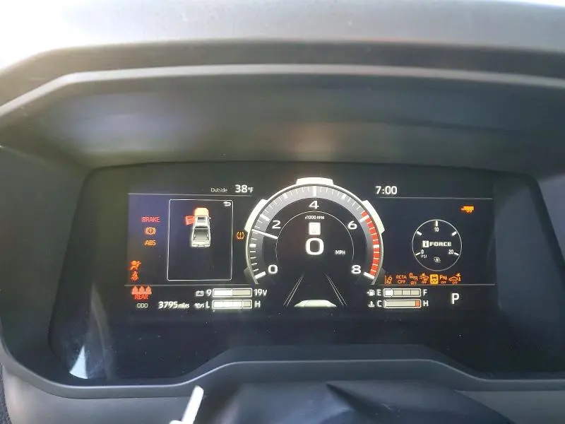 2025 TOYOTA TUNDRA CREWMAX LIMITED  