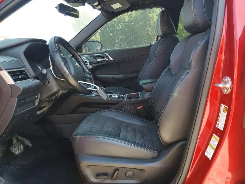 2022 MITSUBISHI OUTLANDER SE  