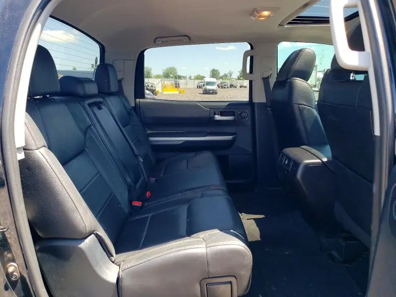 2015 TOYOTA TUNDRA CREWMAX LIMITED  