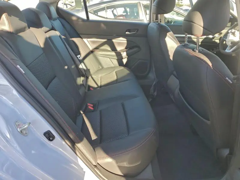 2025 NISSAN ALTIMA SR  