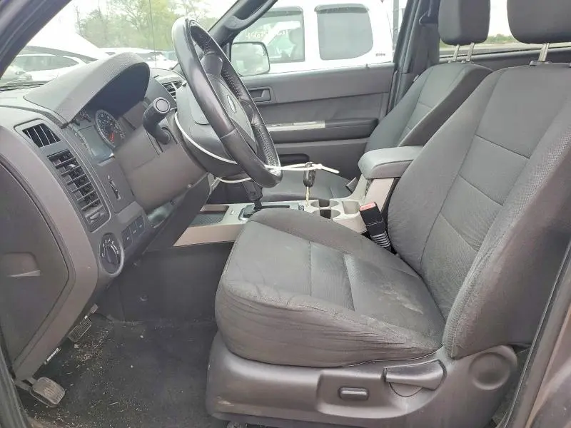 2012 FORD ESCAPE XLT  
