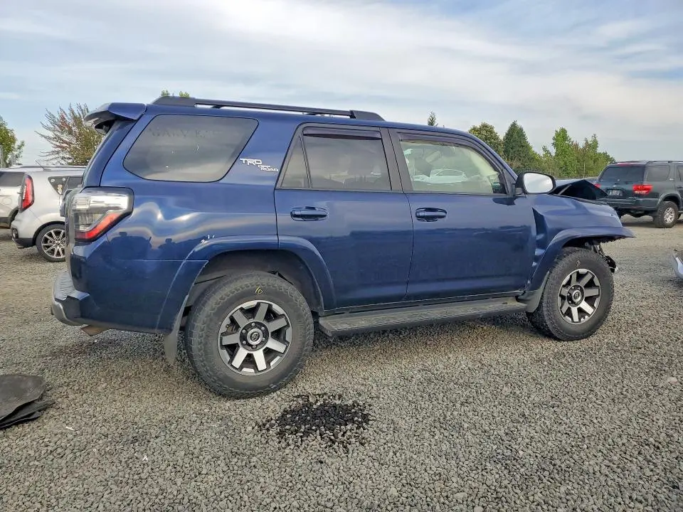 2020 TOYOTA 4RUNNER TRD OFF-ROAD PREMIUM  