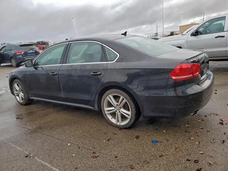 2014 VOLKSWAGEN PASSAT SE  