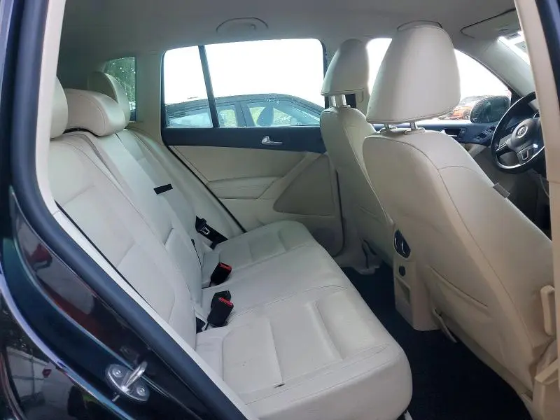 2015 VOLKSWAGEN TIGUAN S  