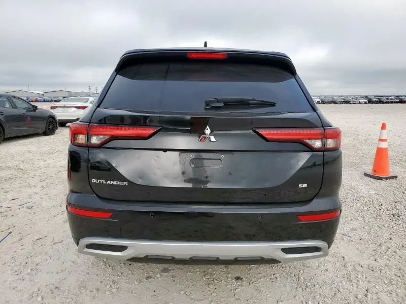 2022 MITSUBISHI OUTLANDER SE  