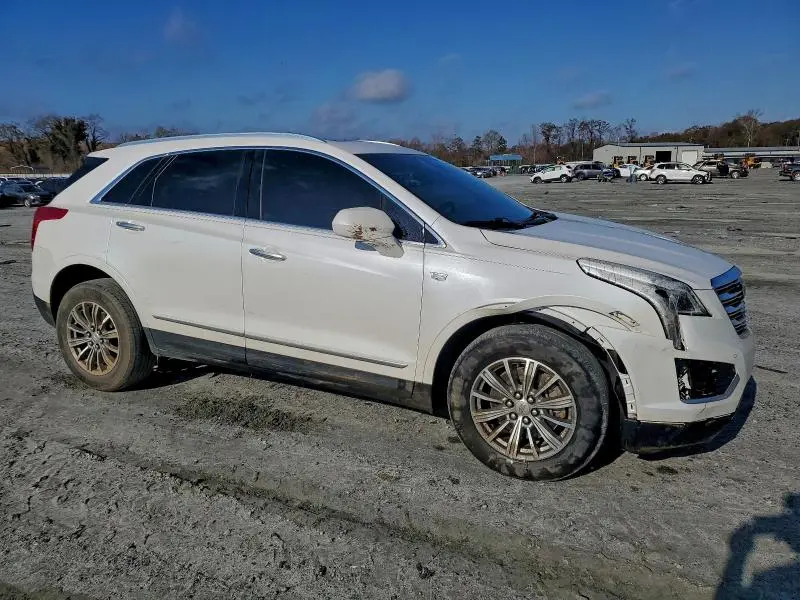 2017 CADILLAC XT5 LUXURY  