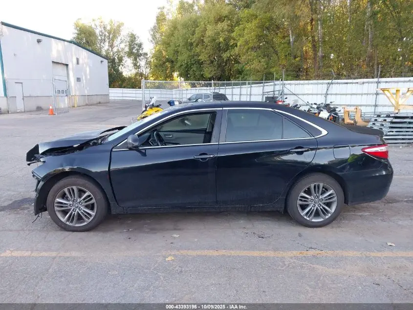 2016 TOYOTA CAMRY SE