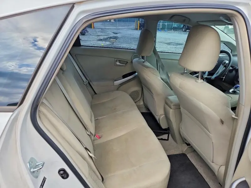 2011 TOYOTA PRIUS THREE  