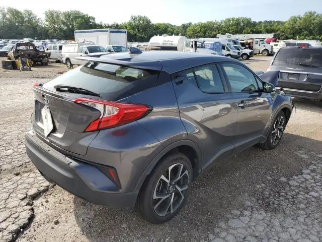 2019 TOYOTA C-HR XLE  