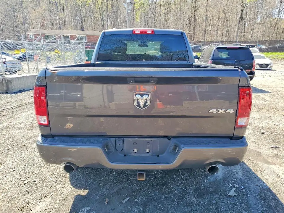 2018 RAM 1500 ST  