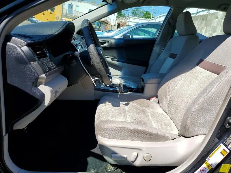 2012 TOYOTA CAMRY LE  