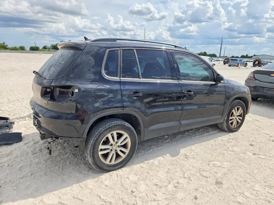 2017 VOLKSWAGEN TIGUAN S  