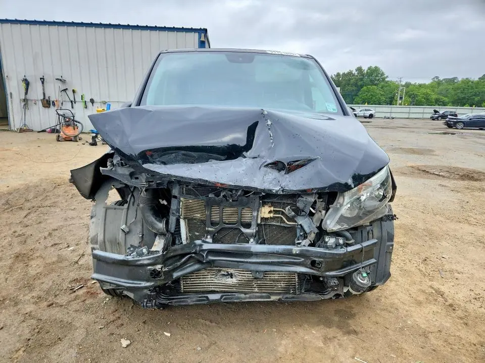 2020 MERCEDES-BENZ METRIS   