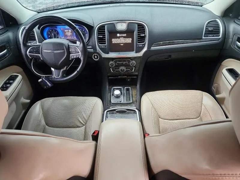 2015 CHRYSLER 300C   