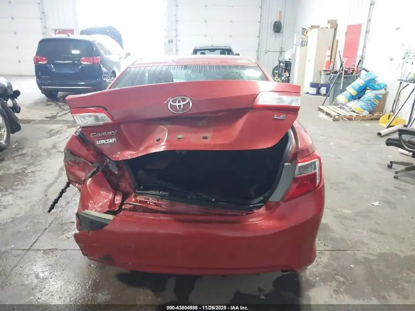 2013 TOYOTA CAMRY LE