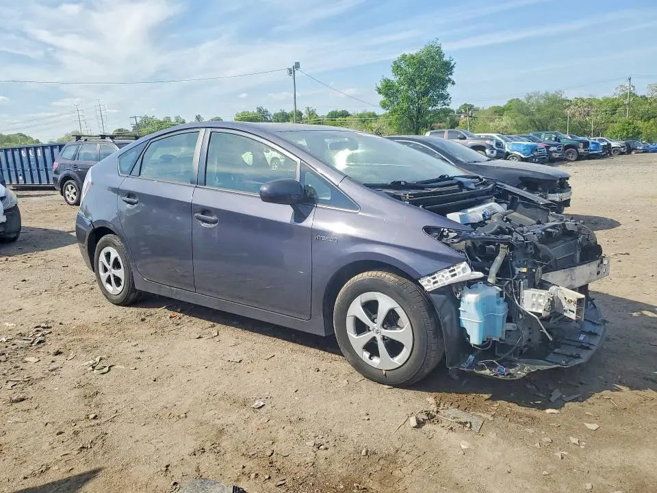 2014 TOYOTA PRIUS THREE  