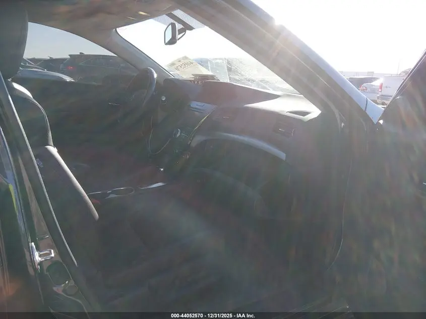 2016 ACURA ILX PREMIUM PACKAGE/TECHNOLOGY PLUS PACKAGE