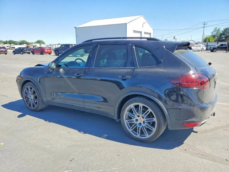 2014 PORSCHE CAYENNE S  