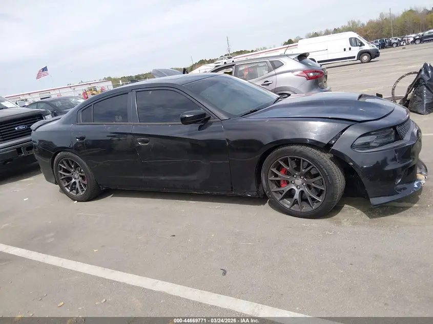 2015 DODGE CHARGER SRT 392