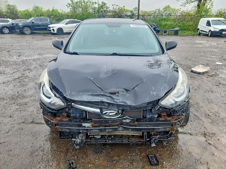 2014 HYUNDAI ELANTRA SE  
