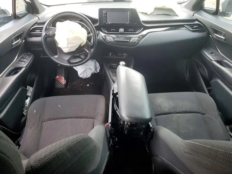 2018 TOYOTA C-HR XLE PREMIUM  