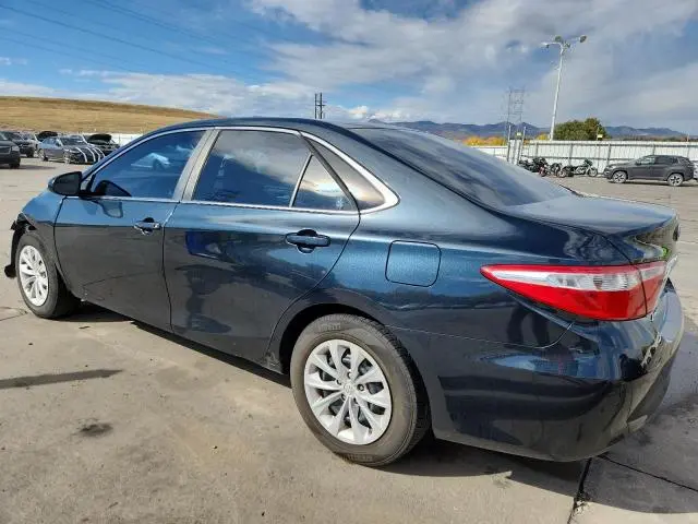 2015 TOYOTA CAMRY LE  