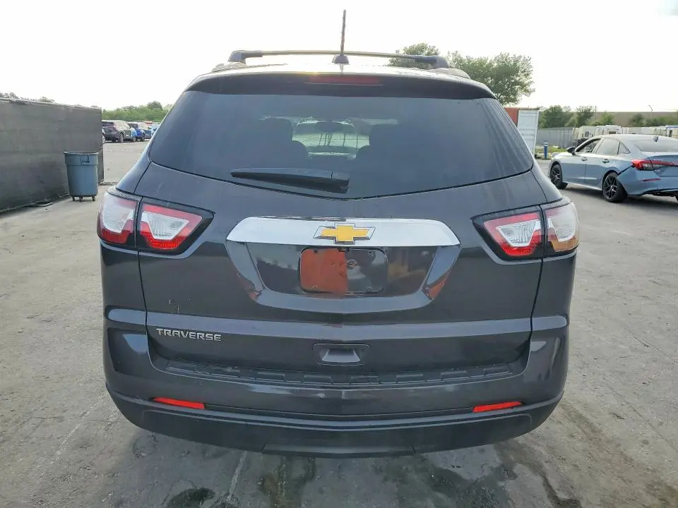 2017 CHEVROLET TRAVERSE LS  
