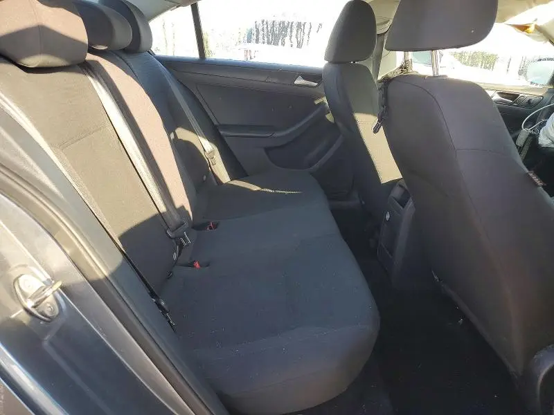 2015 VOLKSWAGEN JETTA BASE  