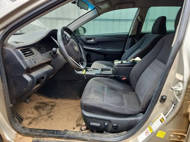 2015 TOYOTA CAMRY LE  