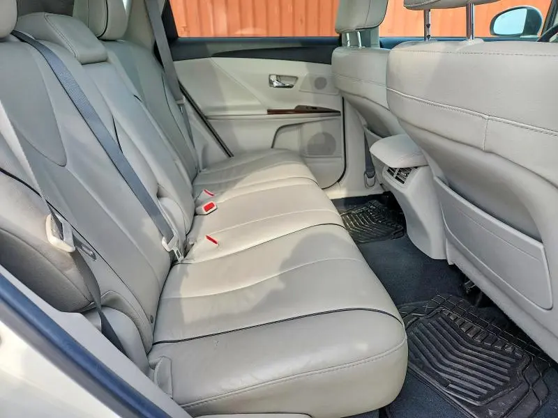 2012 TOYOTA VENZA XLE  