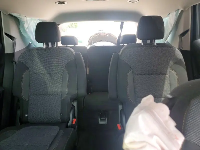 2021 CHEVROLET TRAVERSE LT  