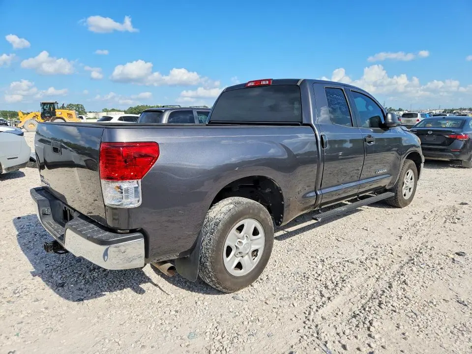 2013 TOYOTA TUNDRA DOUBLE CAB SR5  