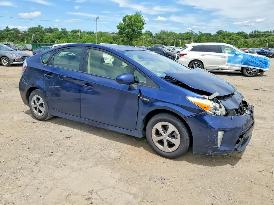 2012 TOYOTA PRIUS THREE  