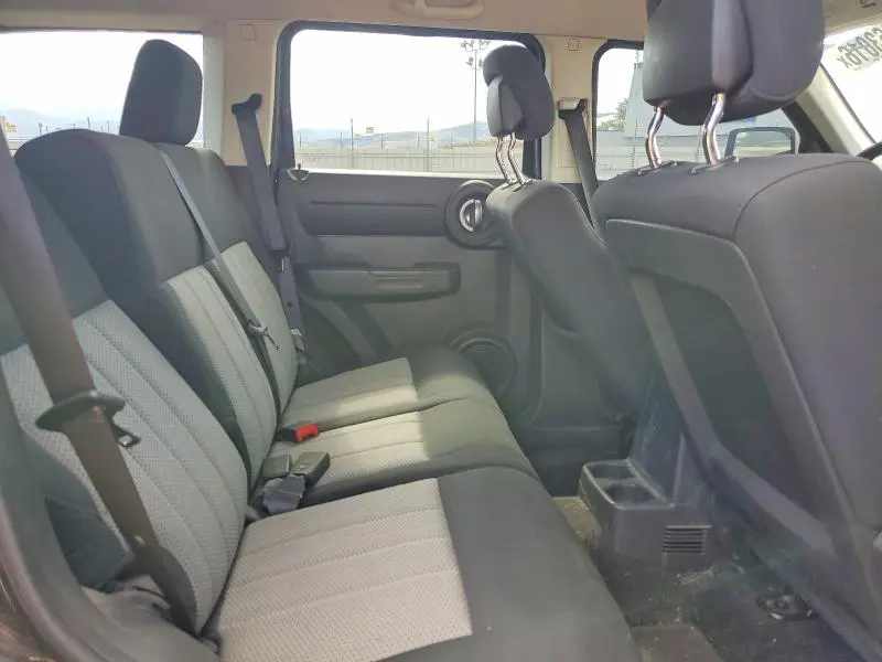 2010 DODGE NITRO SE  