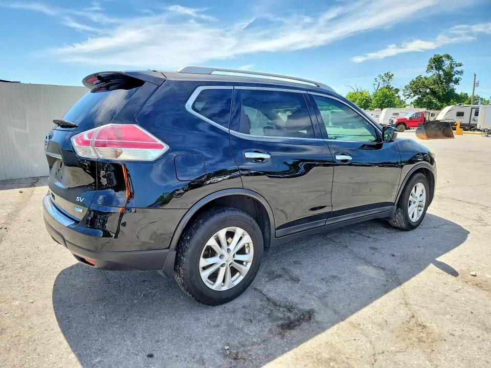 2014 NISSAN ROGUE SV  